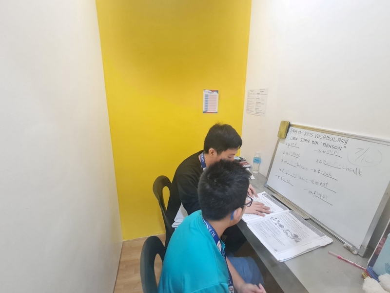 フィリピン留学 Cebu21 - IU English Academy-Classroom-3